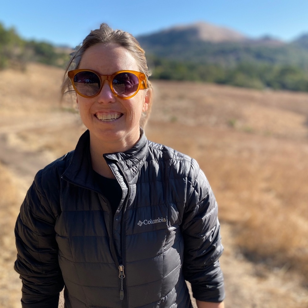 Meet your Posher, Debbie